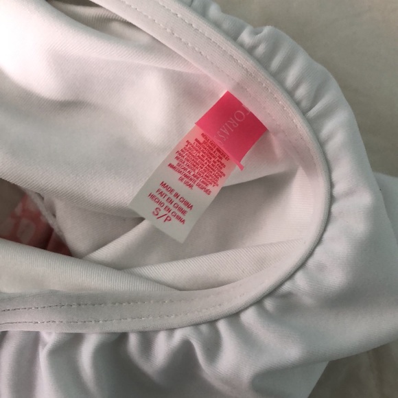 Bikini - Picture 3 of 3